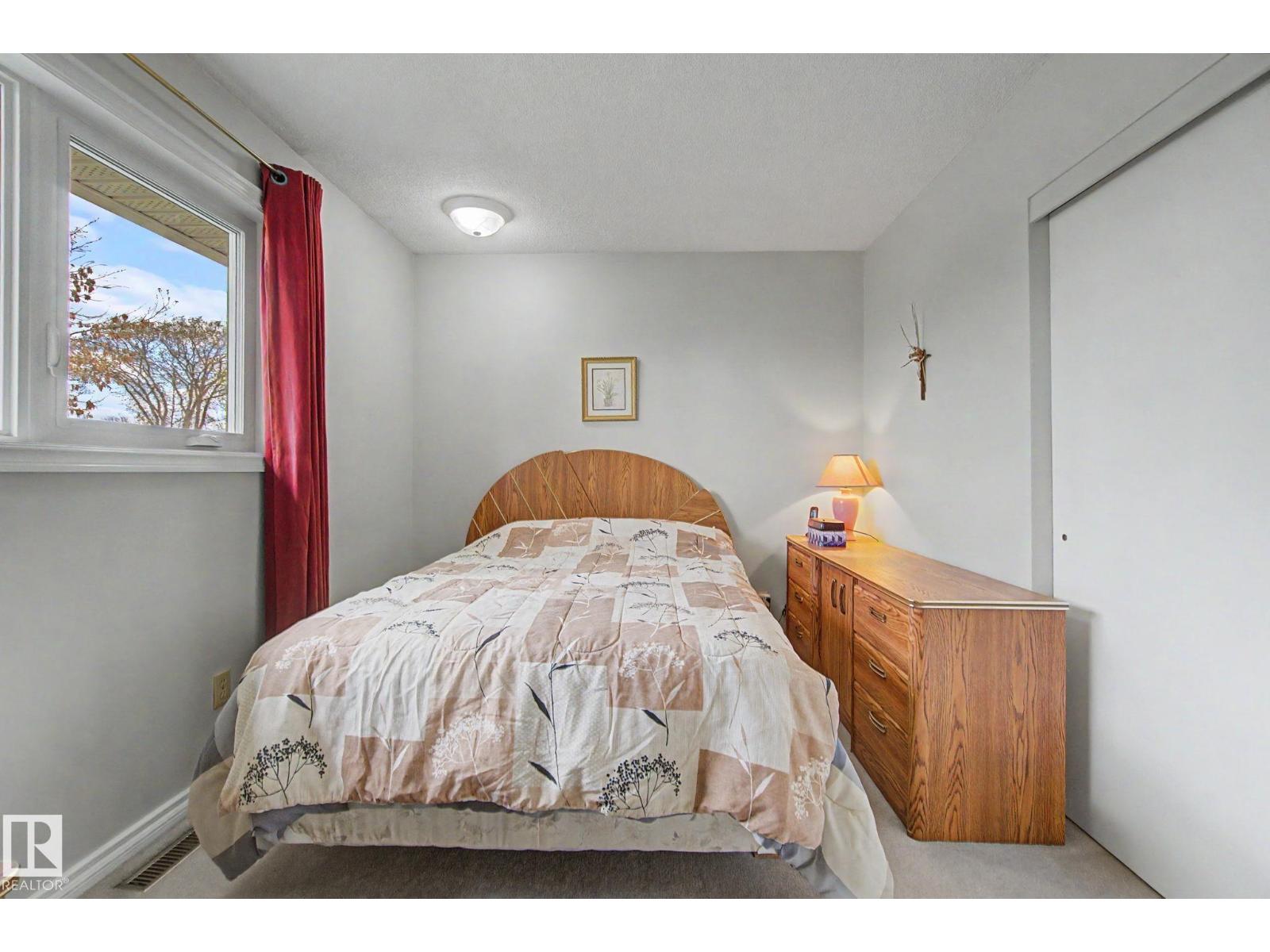 16727 80 AV NW - 18