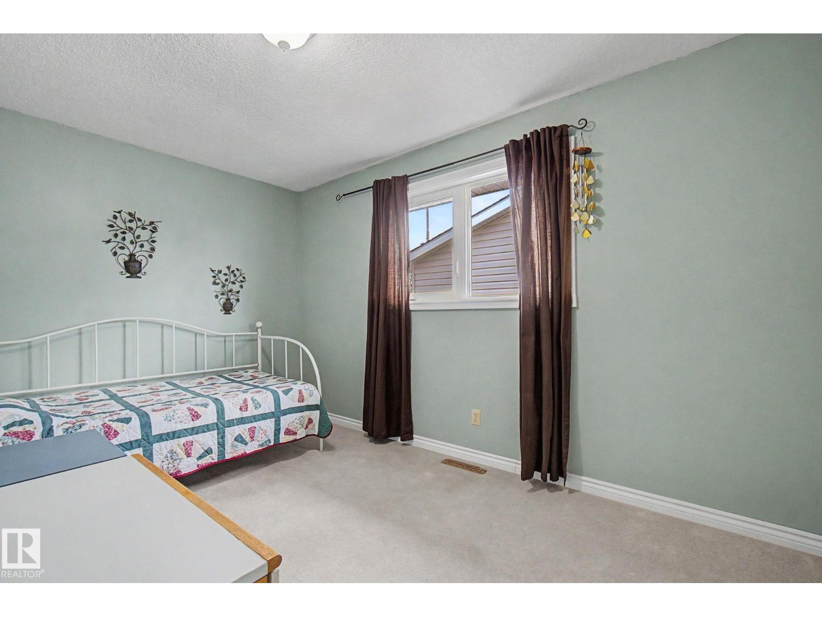 16727 80 AV NW - 25