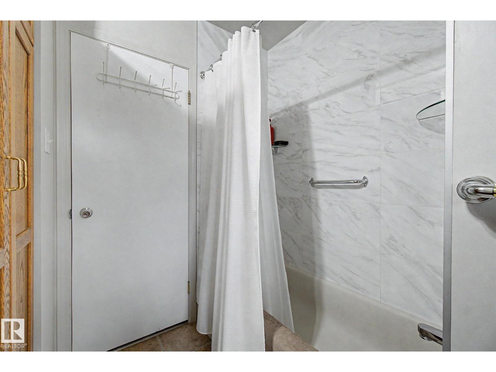 16727 80 AV NW - 29