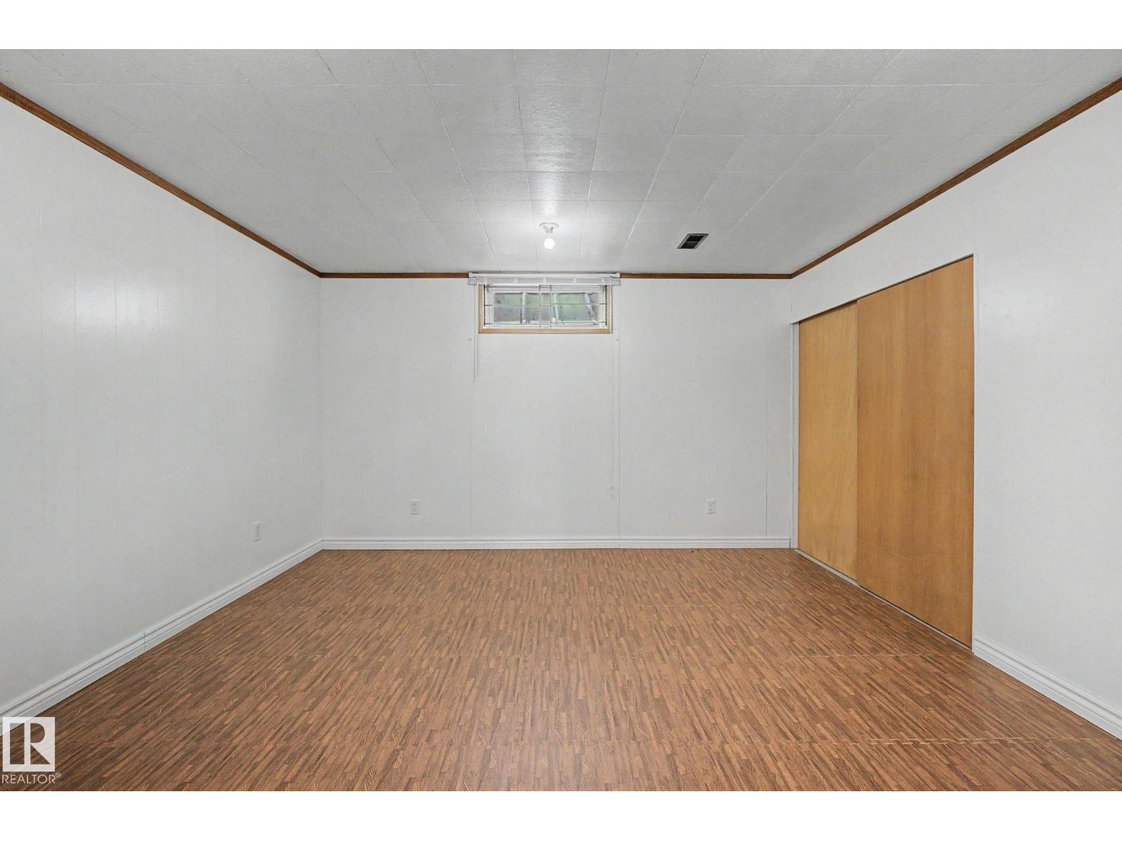 16727 80 AV NW - 34