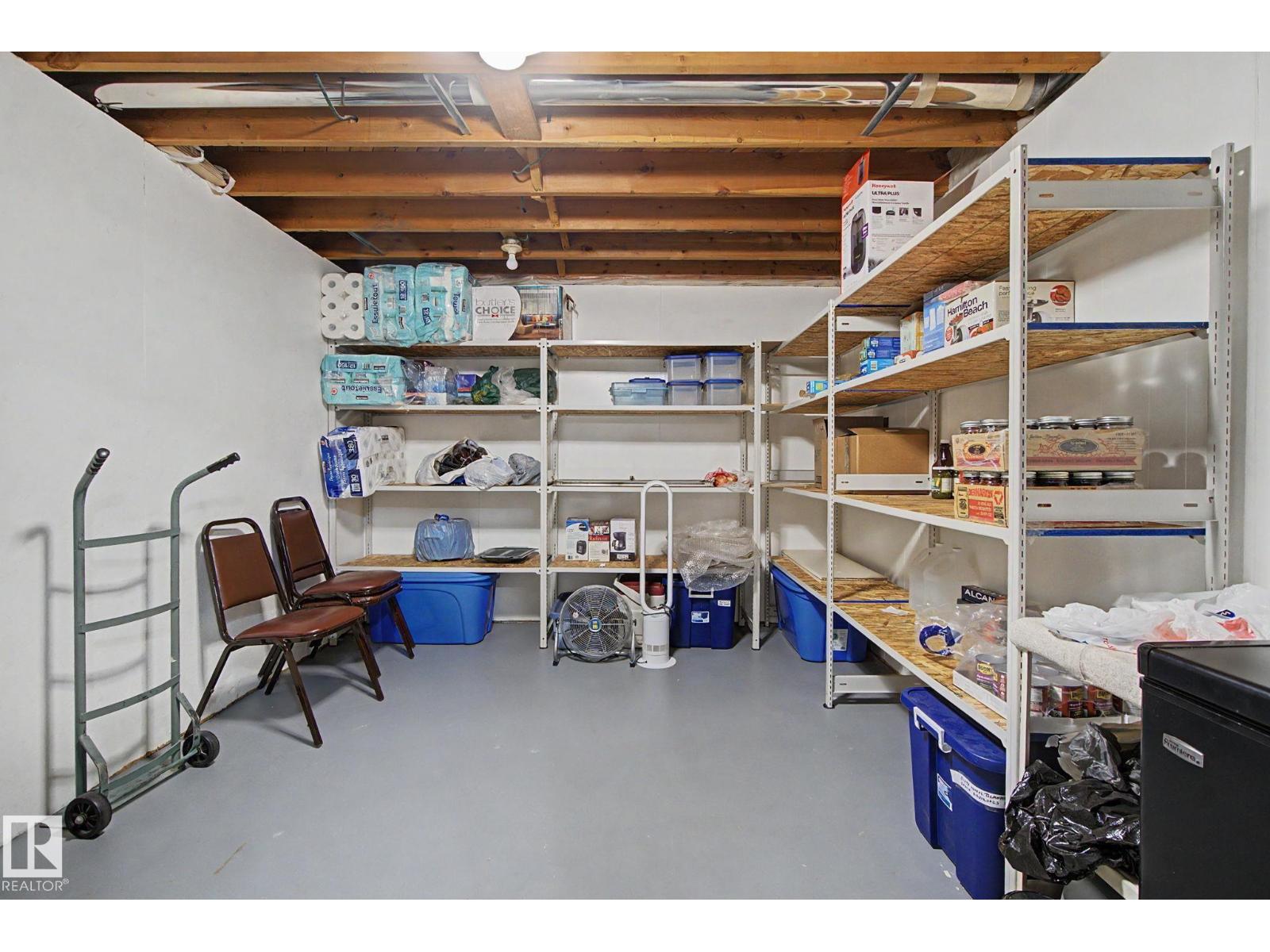 16727 80 AV NW - 41
