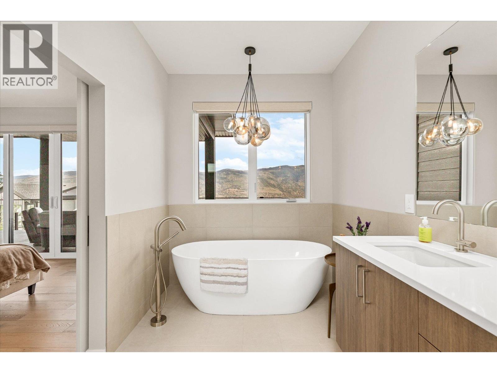3311 Aspen Lane, Kelowna