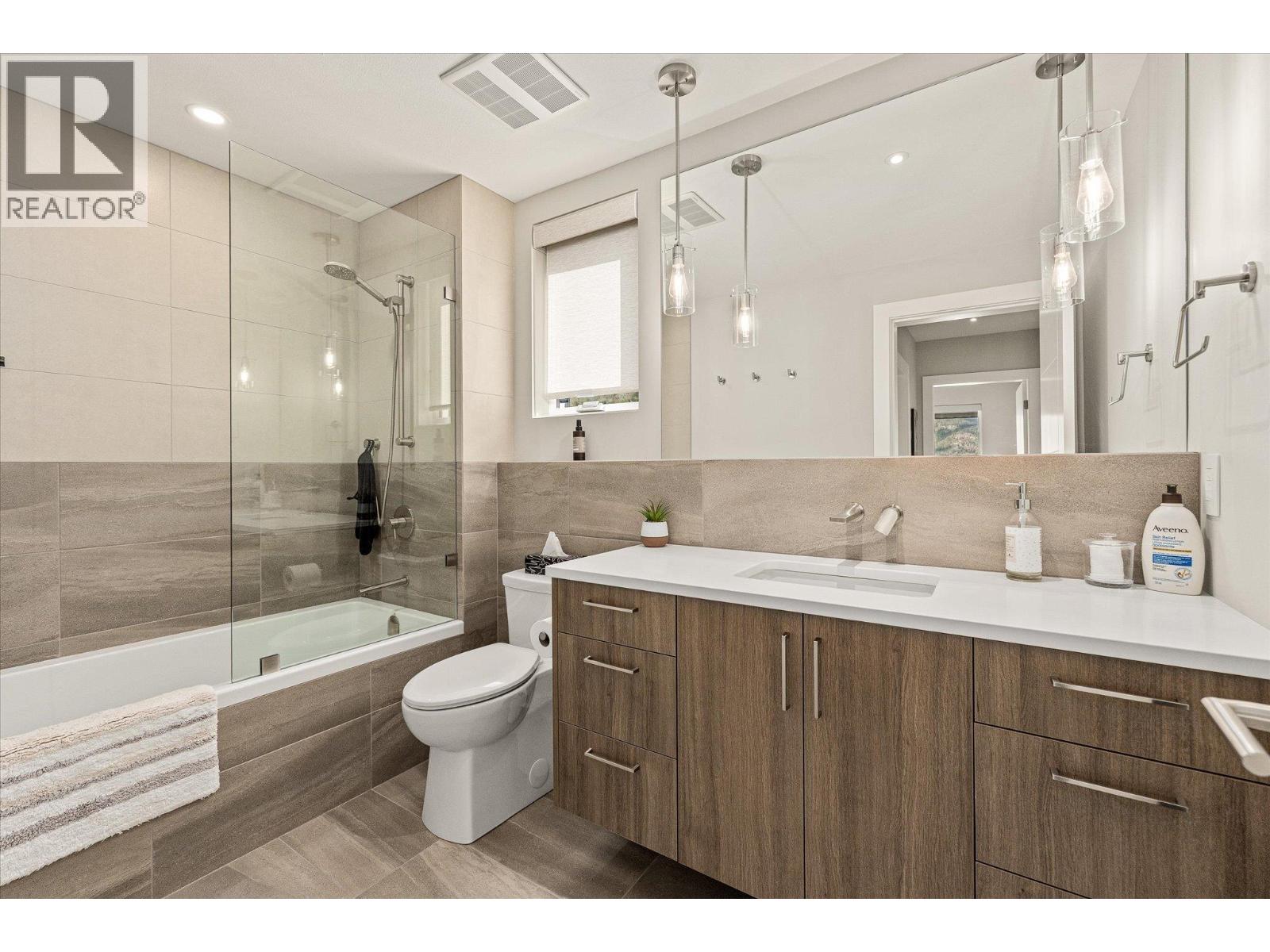 3311 Aspen Lane, Kelowna