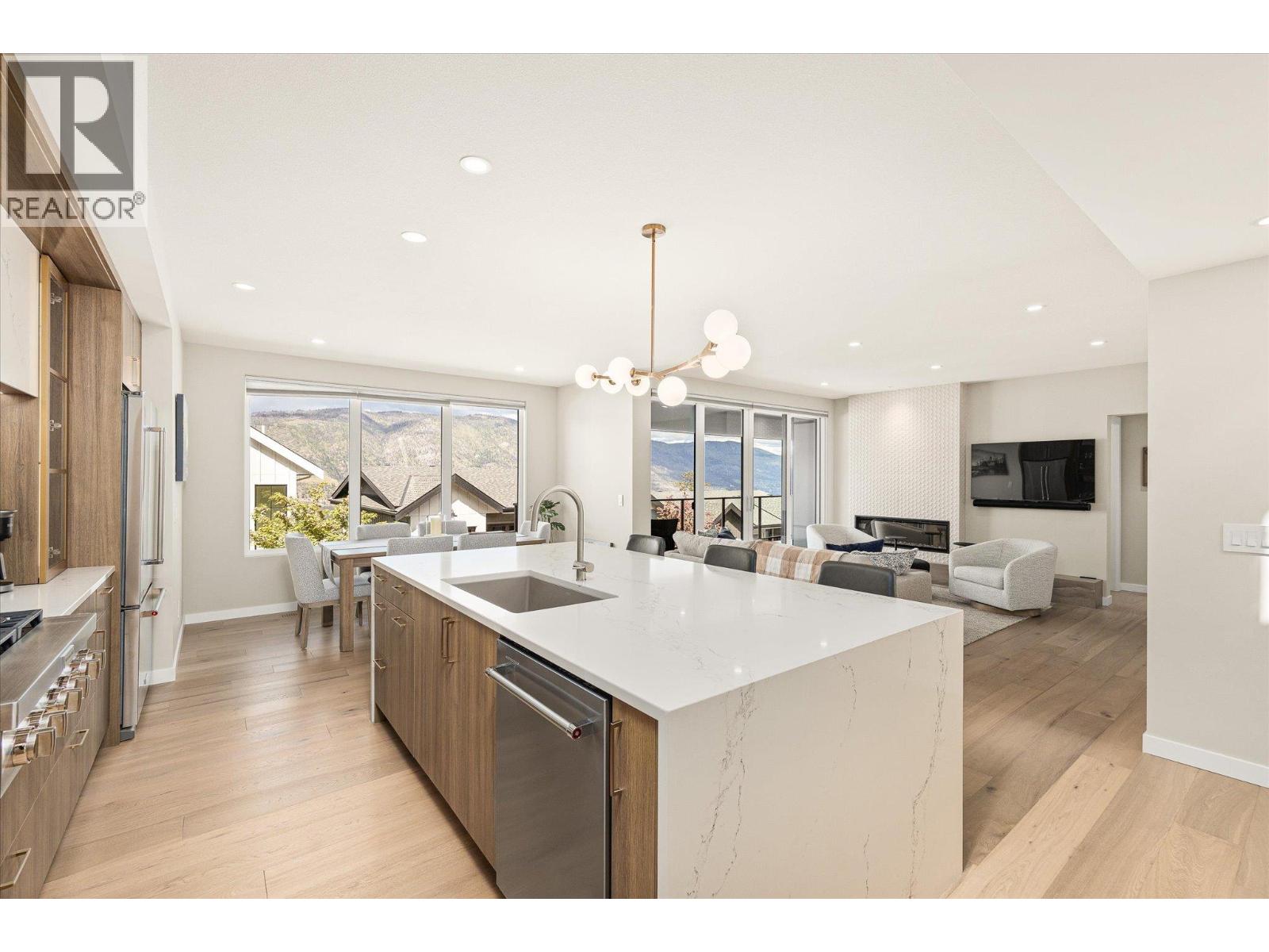 3311 Aspen Lane, Kelowna