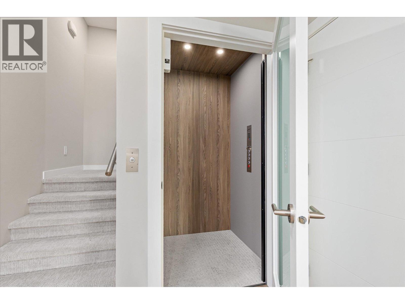 3311 Aspen Lane, Kelowna