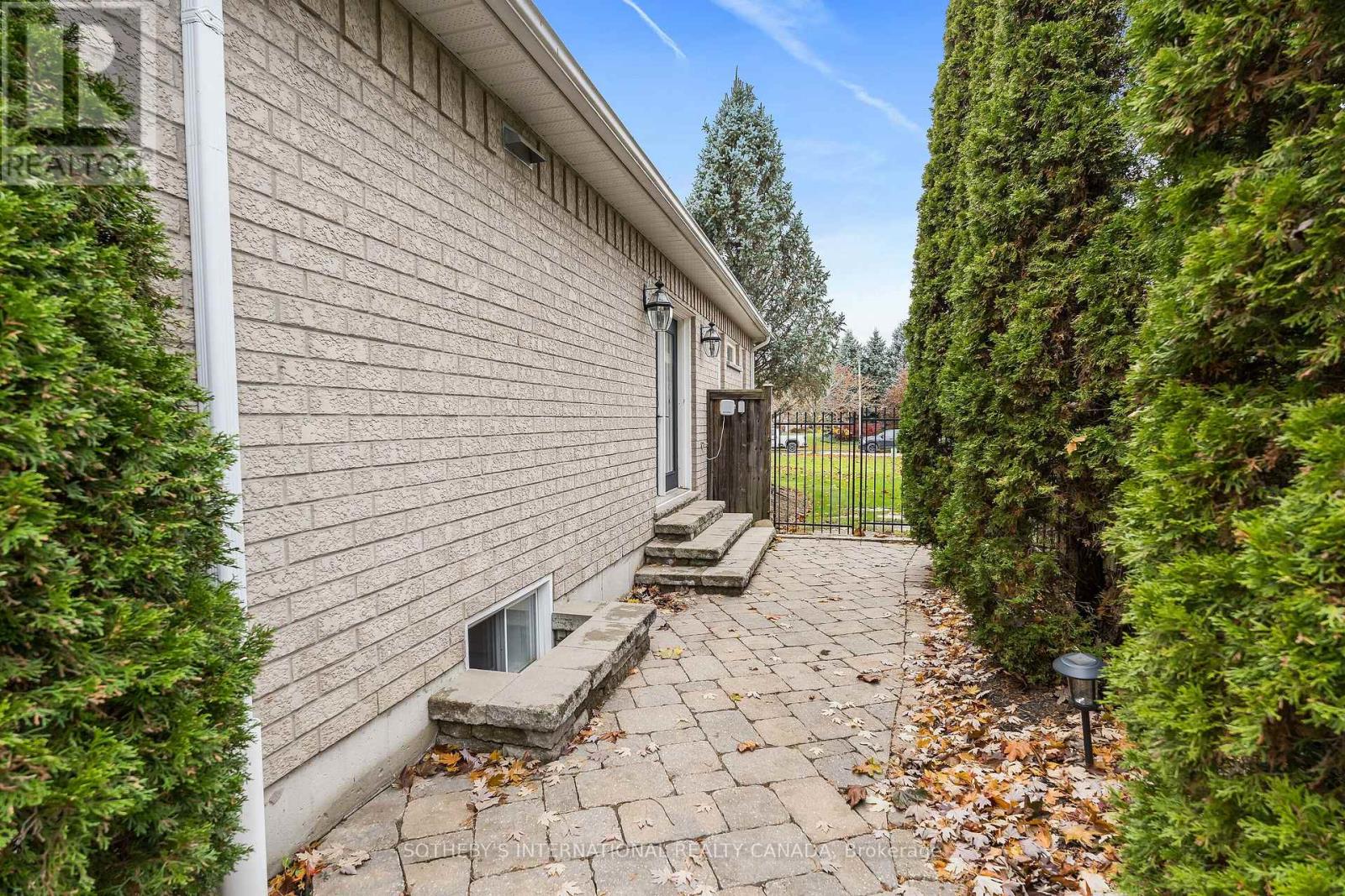159 DELARMBRO DRIVE - 50