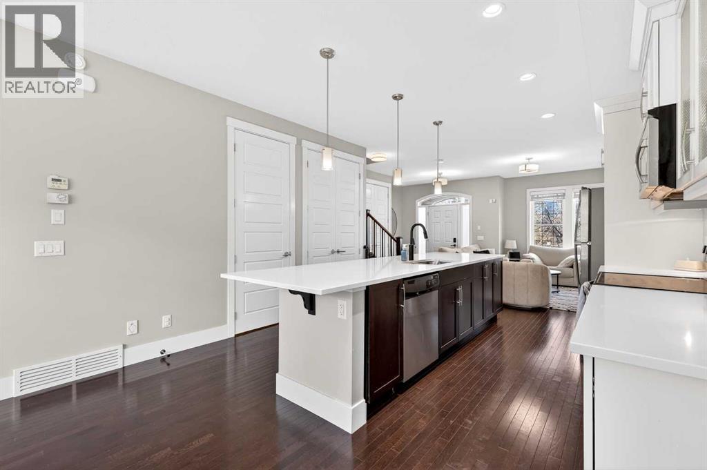 548 Quarry Park Boulevard SE - 12