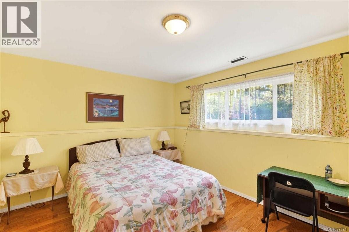 5996 Malabar Rd, Port Alberni