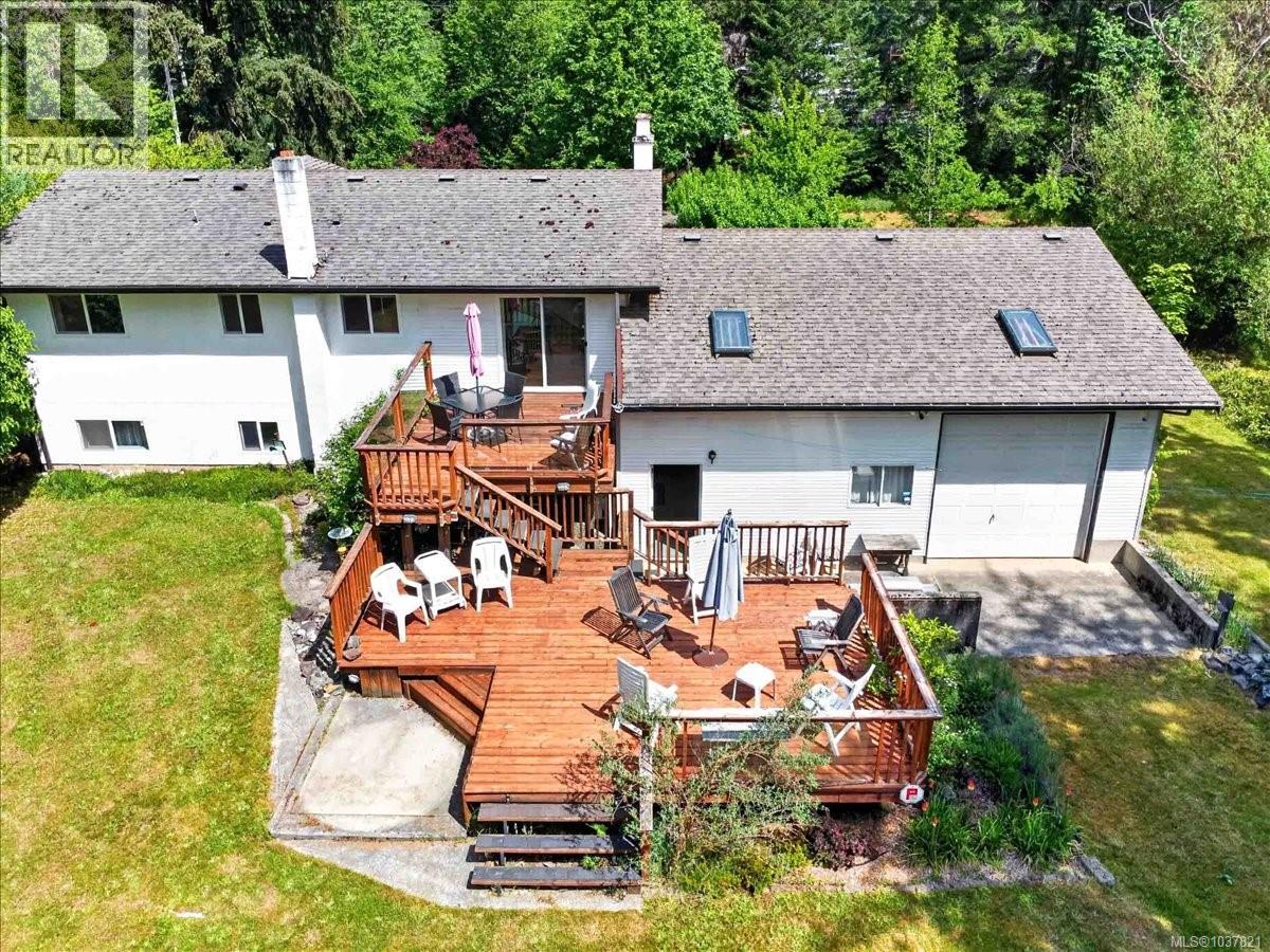 5996 Malabar Rd, Port Alberni