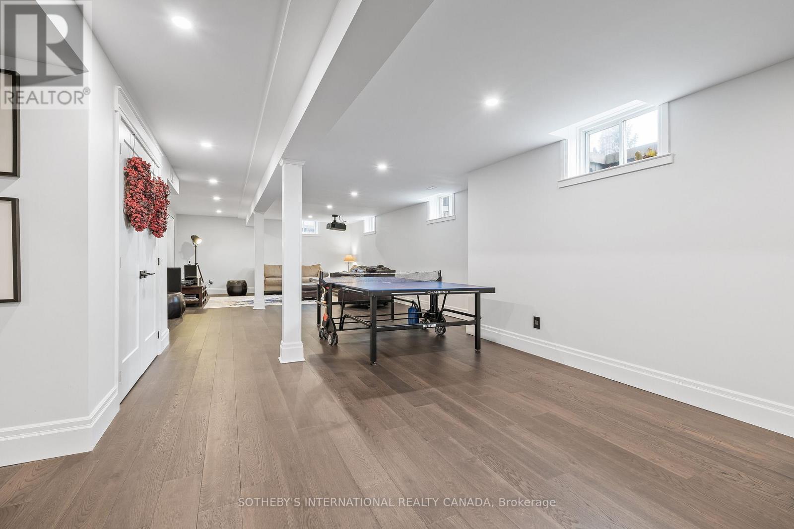 159 DELARMBRO DRIVE - 38