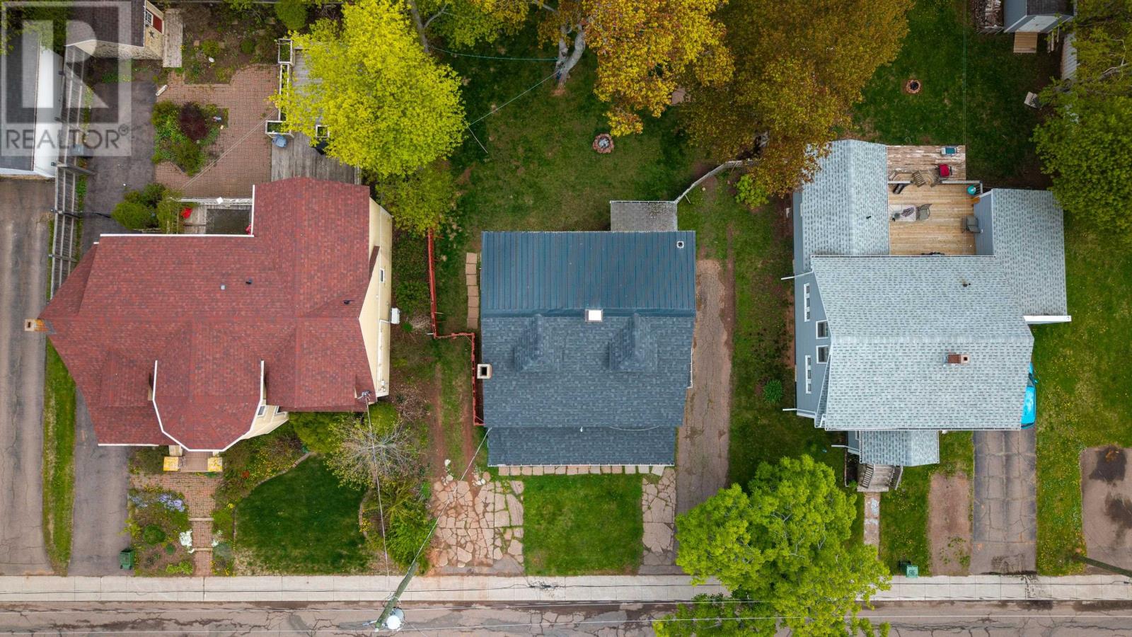 379 Oak Avenue - 18