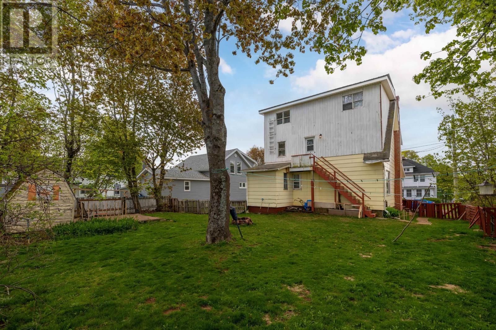 379 Oak Avenue - 5