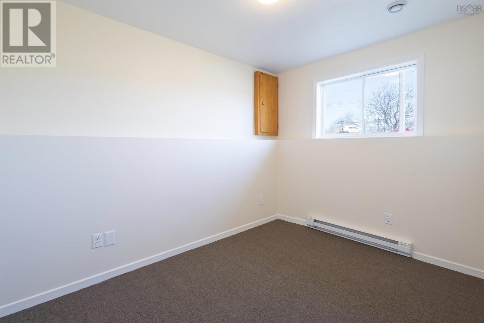 10-12 Wilson Court - 26