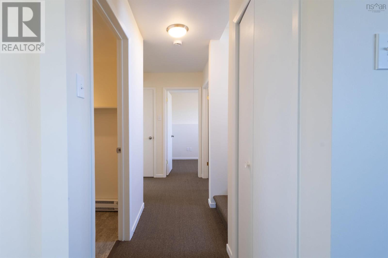 10-12 Wilson Court - 21