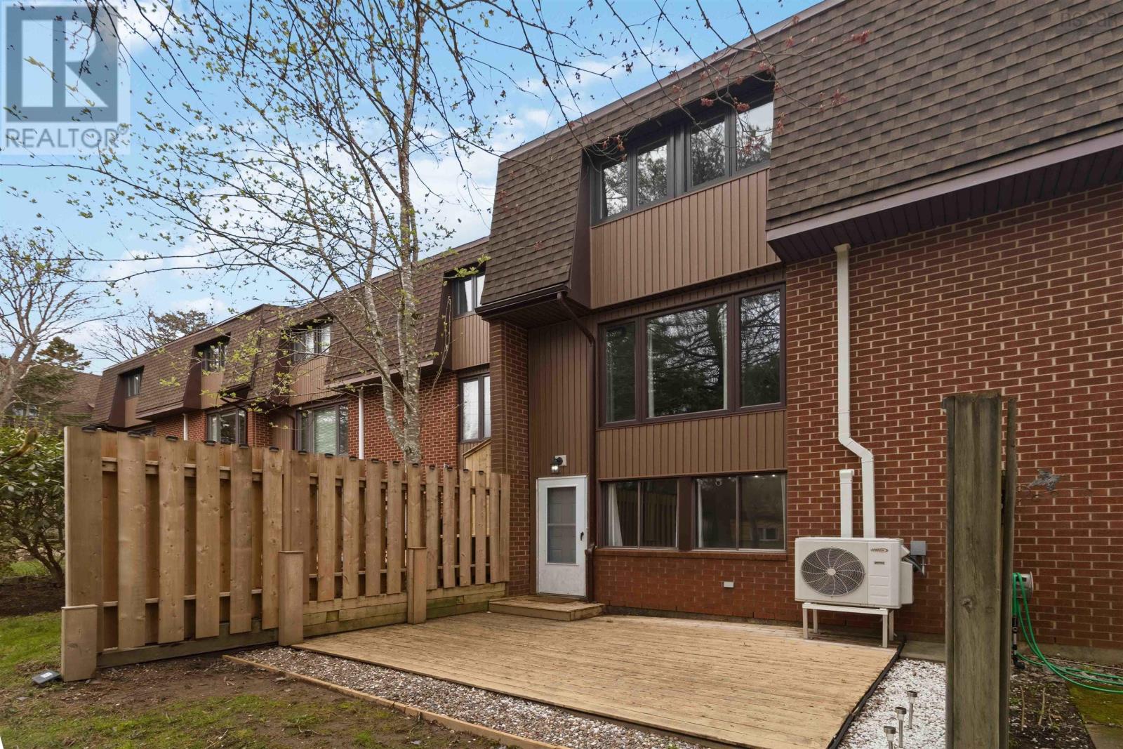 46 Hanover Court - 42