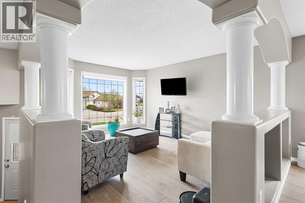3205 66 Avenue - photo 3
