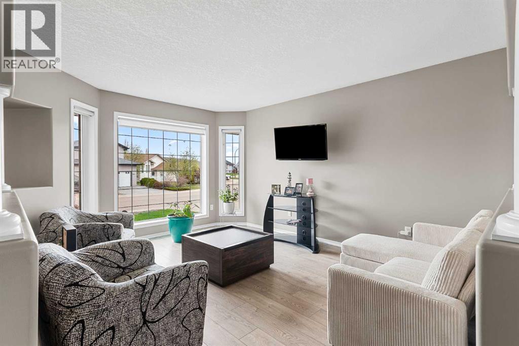 3205 66 Avenue - photo 4