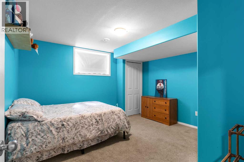 3205 66 Avenue — photo 24