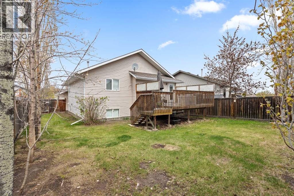 3205 66 Avenue — photo 36