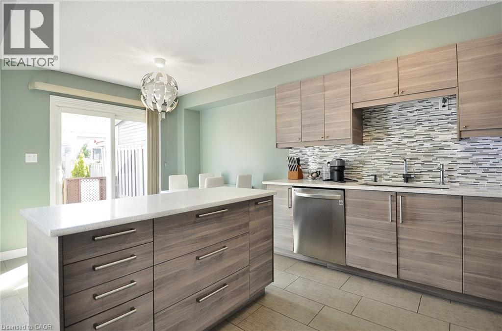 708A KARLSFELD Road - 11