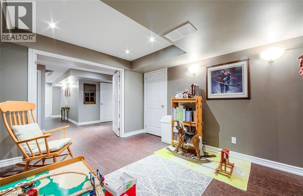 65 CATHEDRAL Court - 39