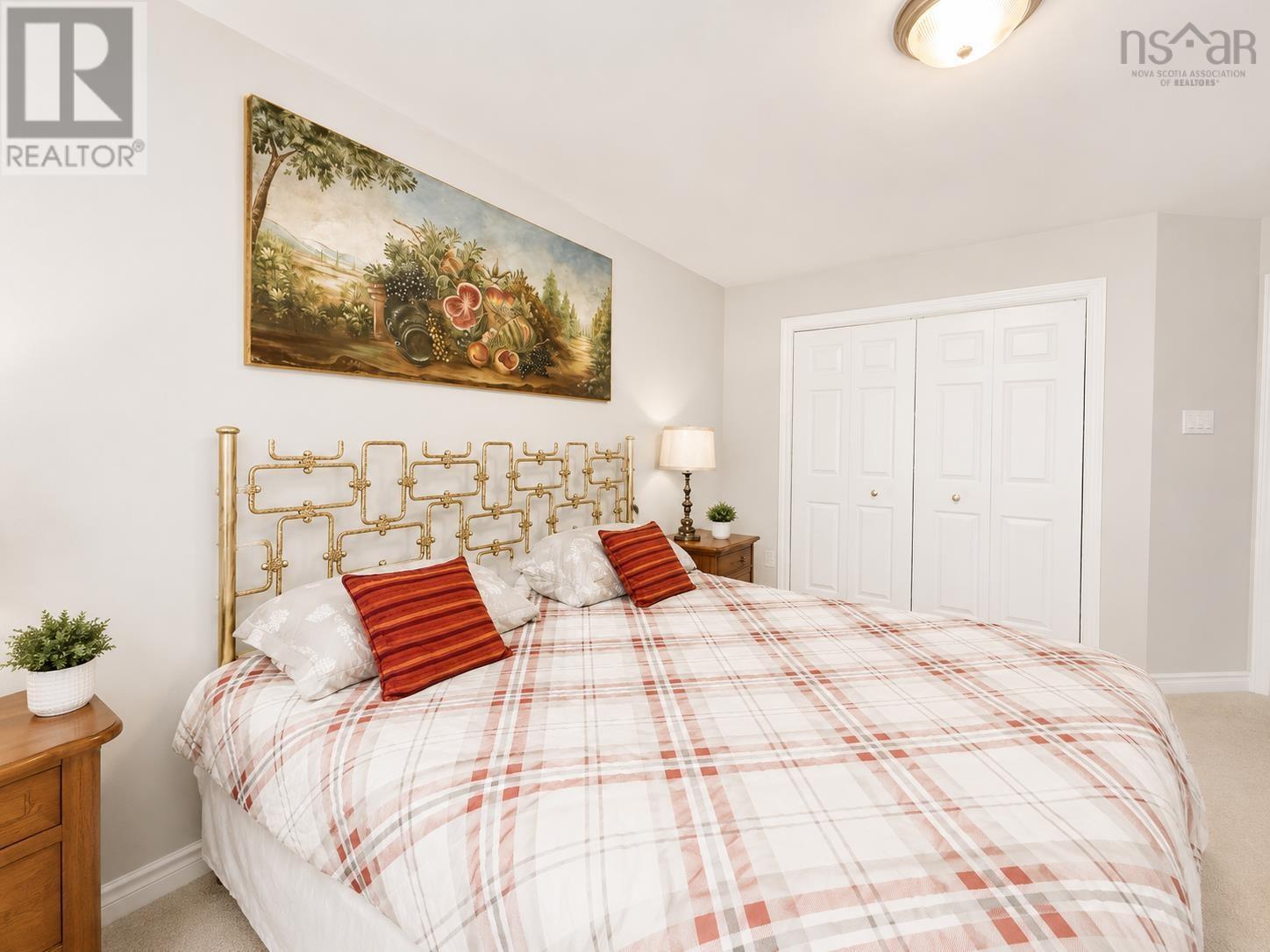 40 WELLINGTON Court - 17