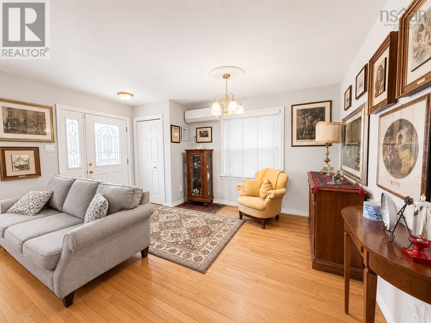 40 WELLINGTON Court - 12