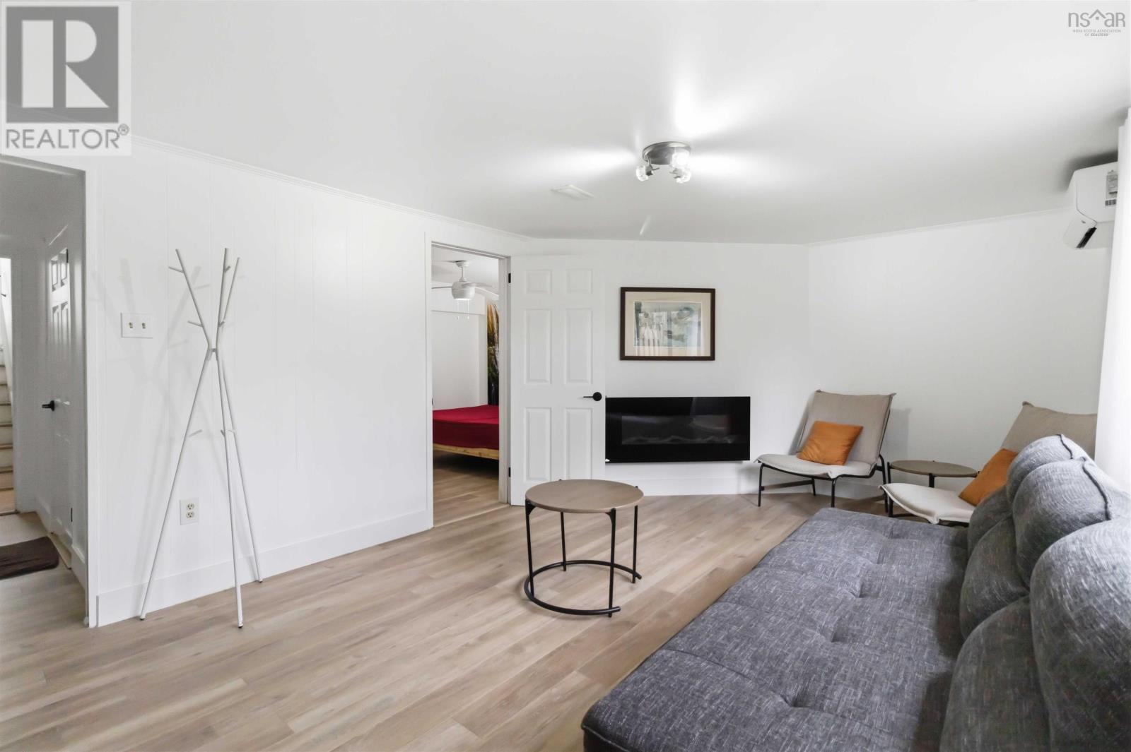 46 Hanover Court - 27