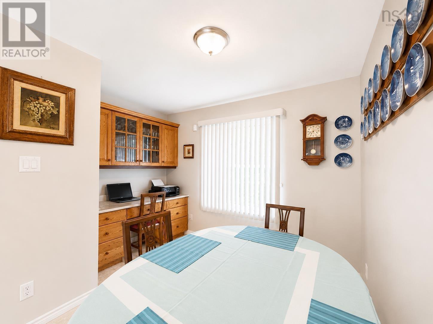 40 WELLINGTON Court - 8