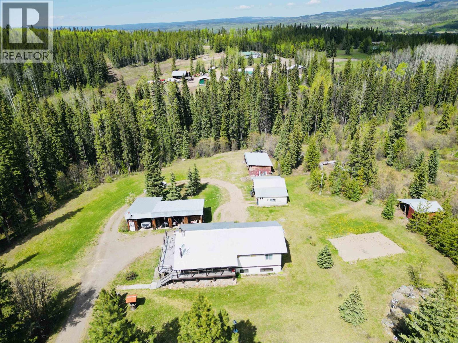 2040 BEACH Road, Burns Lake