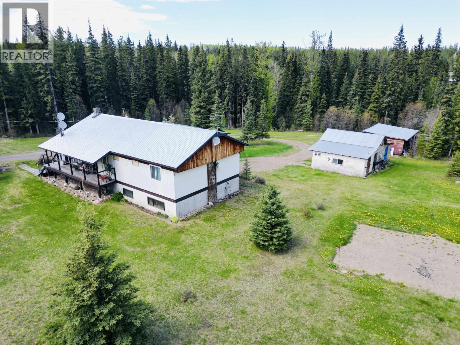 2040 BEACH Road, Burns Lake