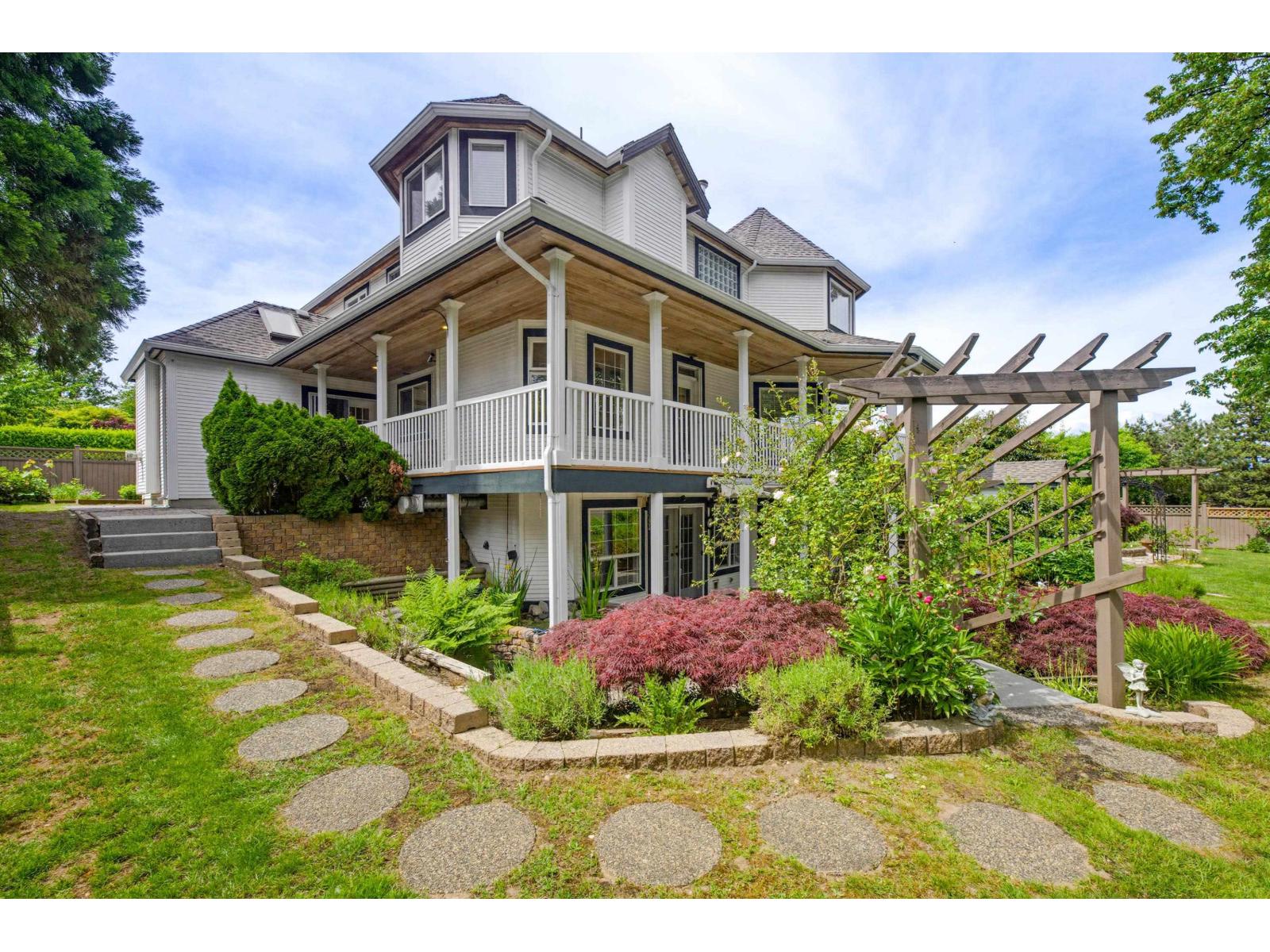 18032 98 AVENUE, Surrey