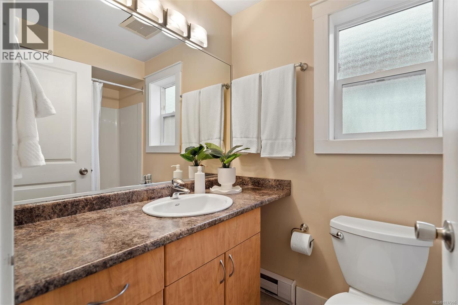 2203 Harrow Gate, Langford