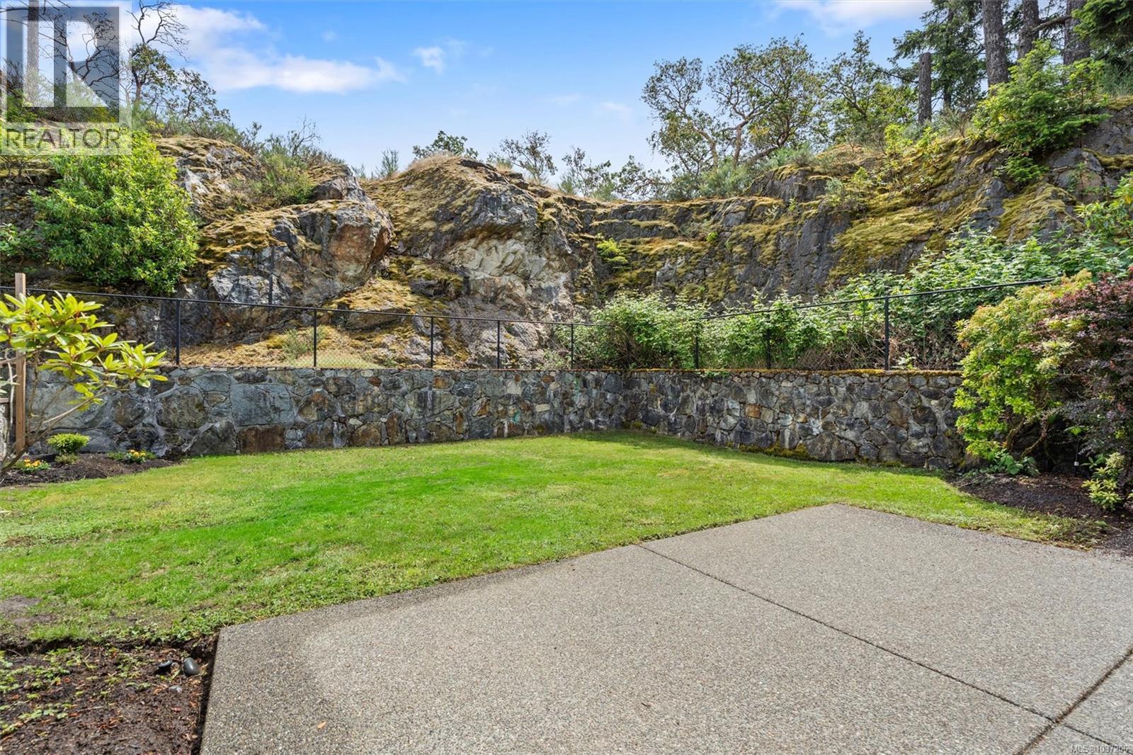  2203 Harrow Gate, Langford