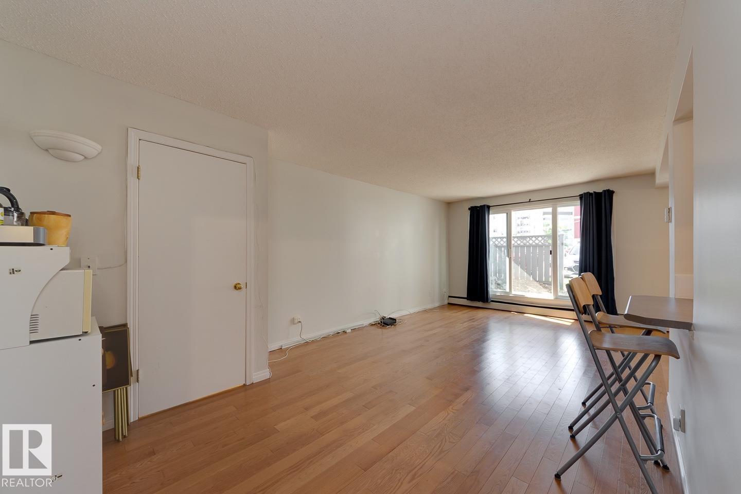 #102 11217 103 AV NW - 6