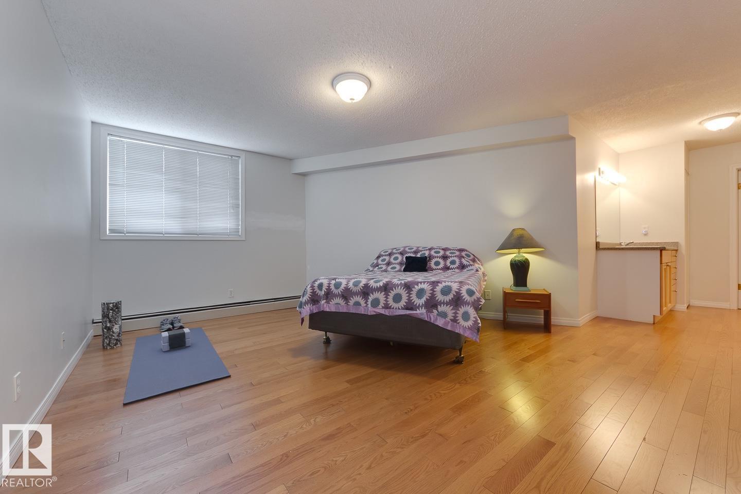 #102 11217 103 AV NW - 15