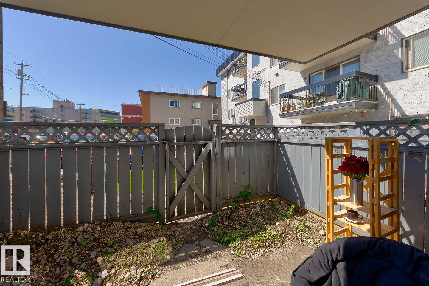 #102 11217 103 AV NW - 26