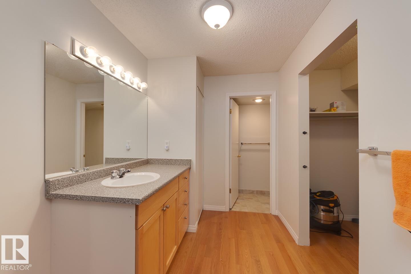 #102 11217 103 AV NW - 18
