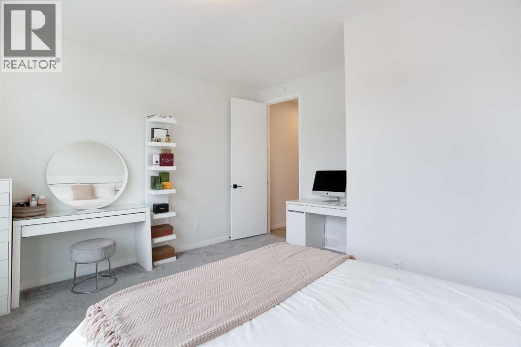 206 Rowley Way NW - 36