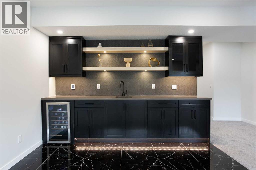 206 Rowley Way NW - 38