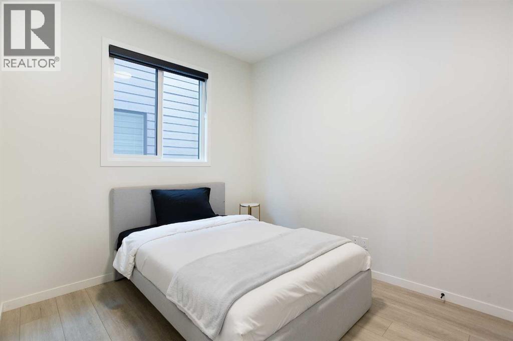 206 Rowley Way NW - 21