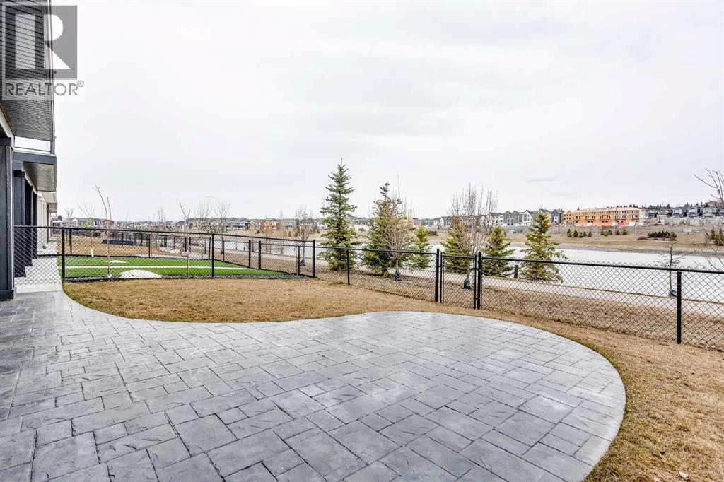 206 Rowley Way NW - 4
