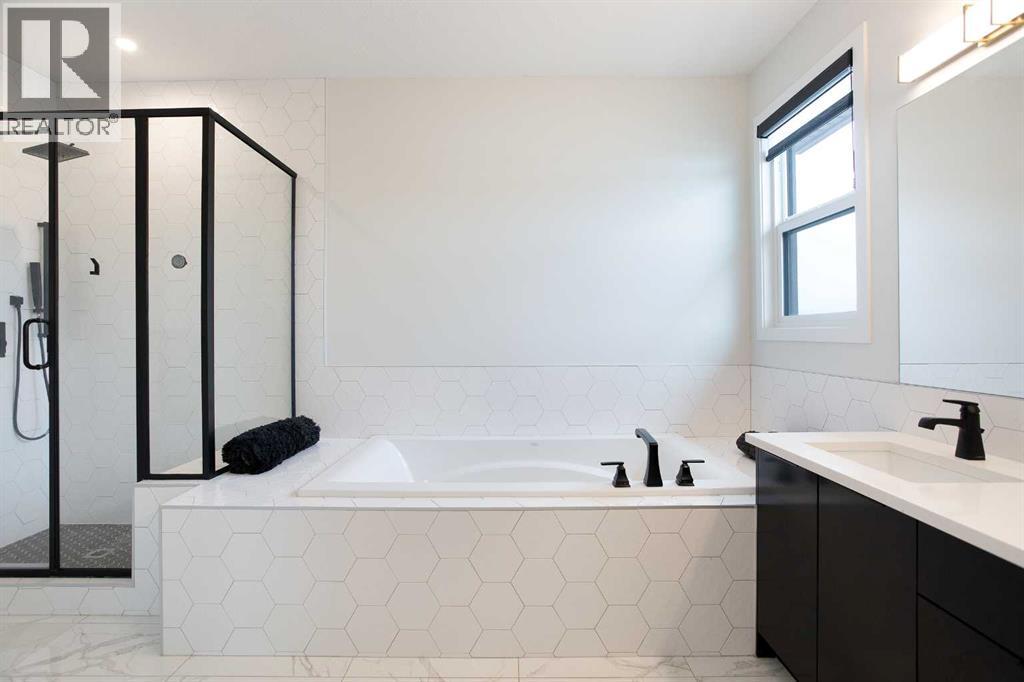 206 Rowley Way NW - 27