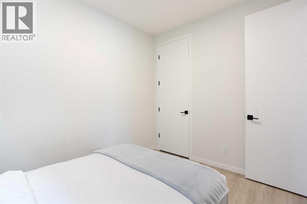 206 Rowley Way NW - 22