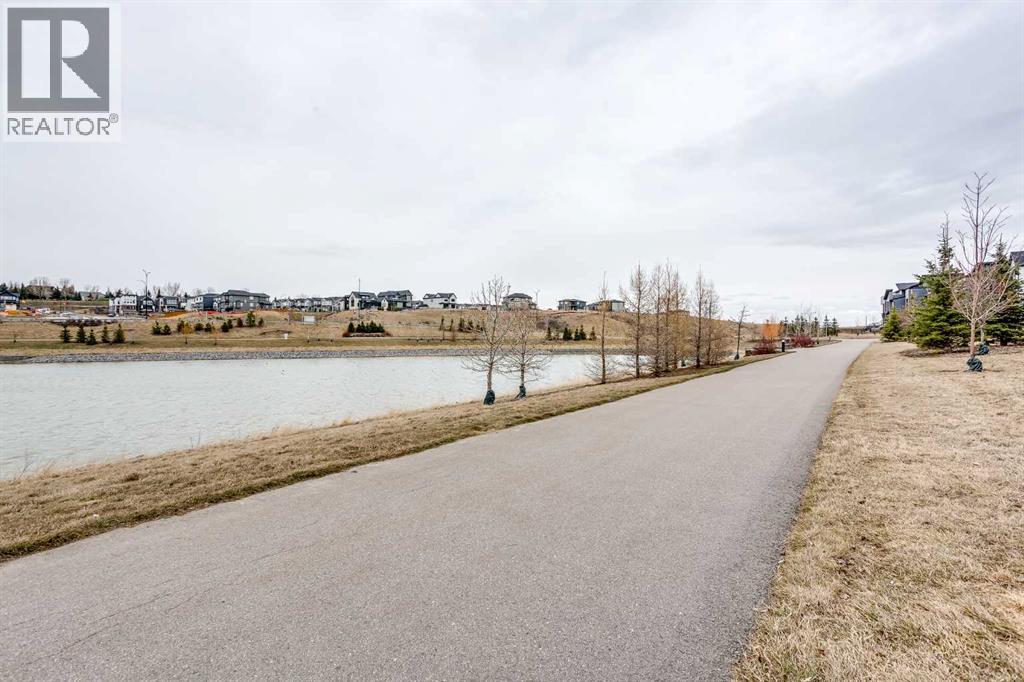 206 Rowley Way NW - 49