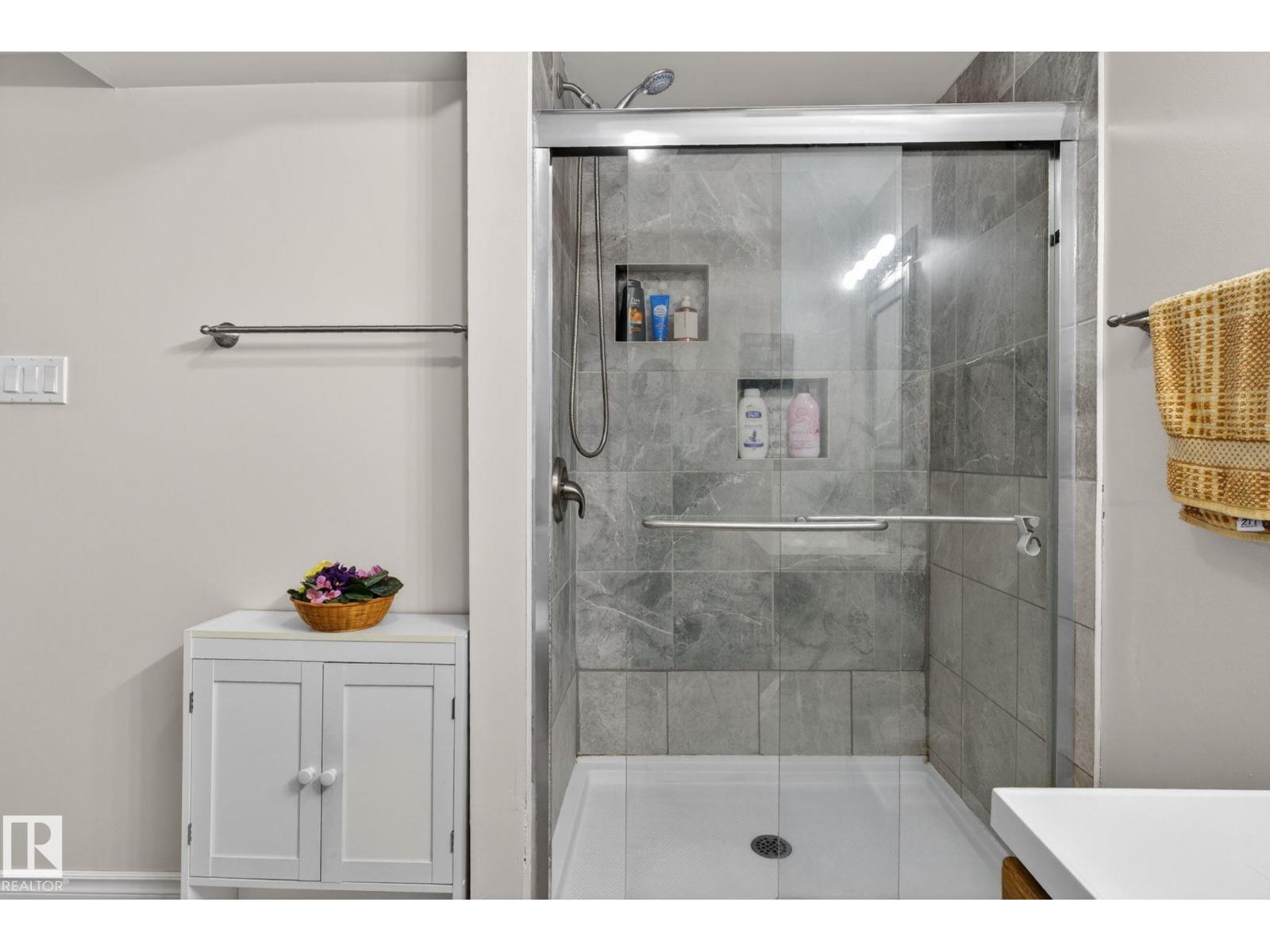66 AMBERLY CT NW - 36