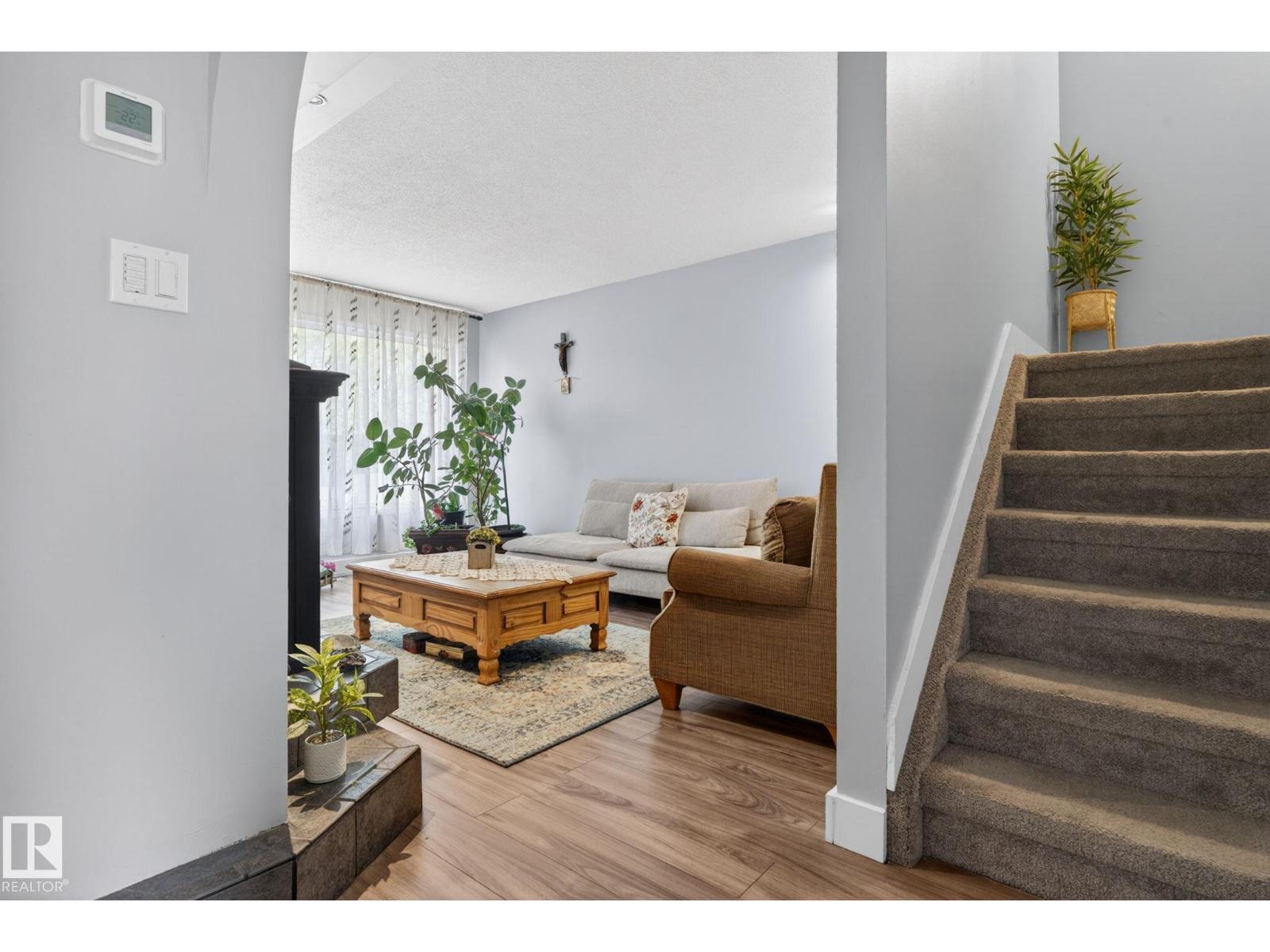 66 AMBERLY CT NW - 4