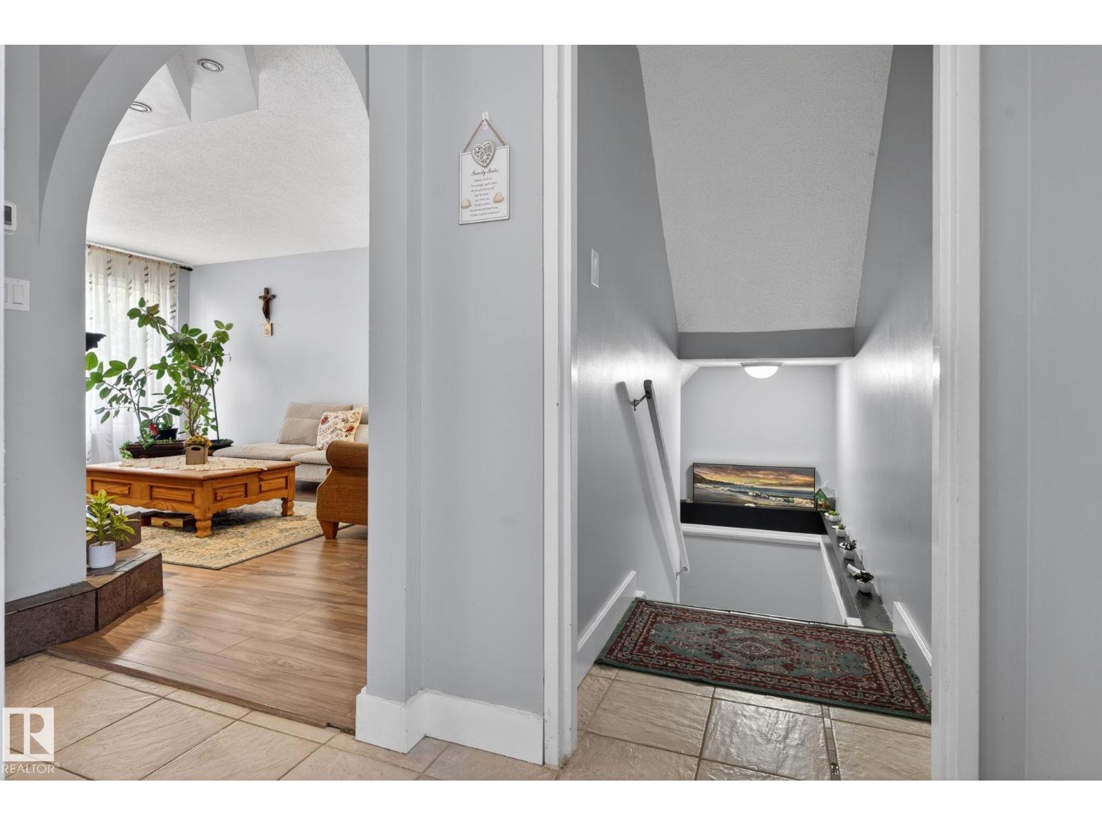 66 AMBERLY CT NW - 5