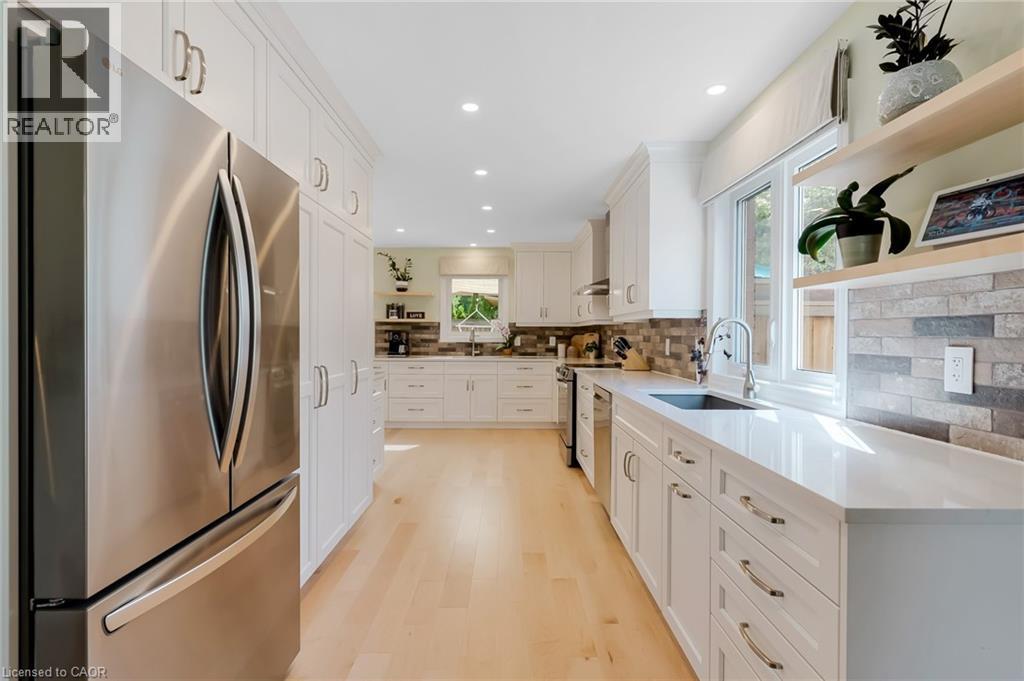 42 HANDORF Drive - 6