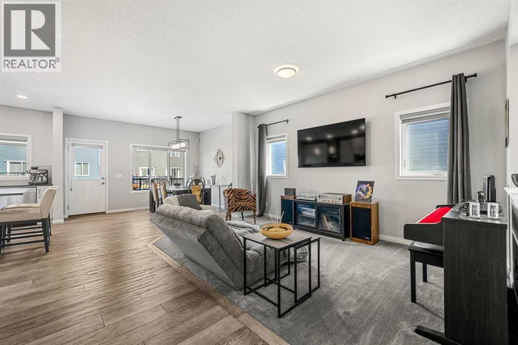 1020 Chinook Gate Heath SW - Image 2